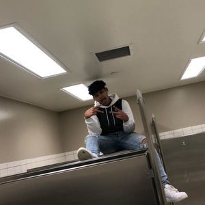 Meet your Posher, Jemerson kenn